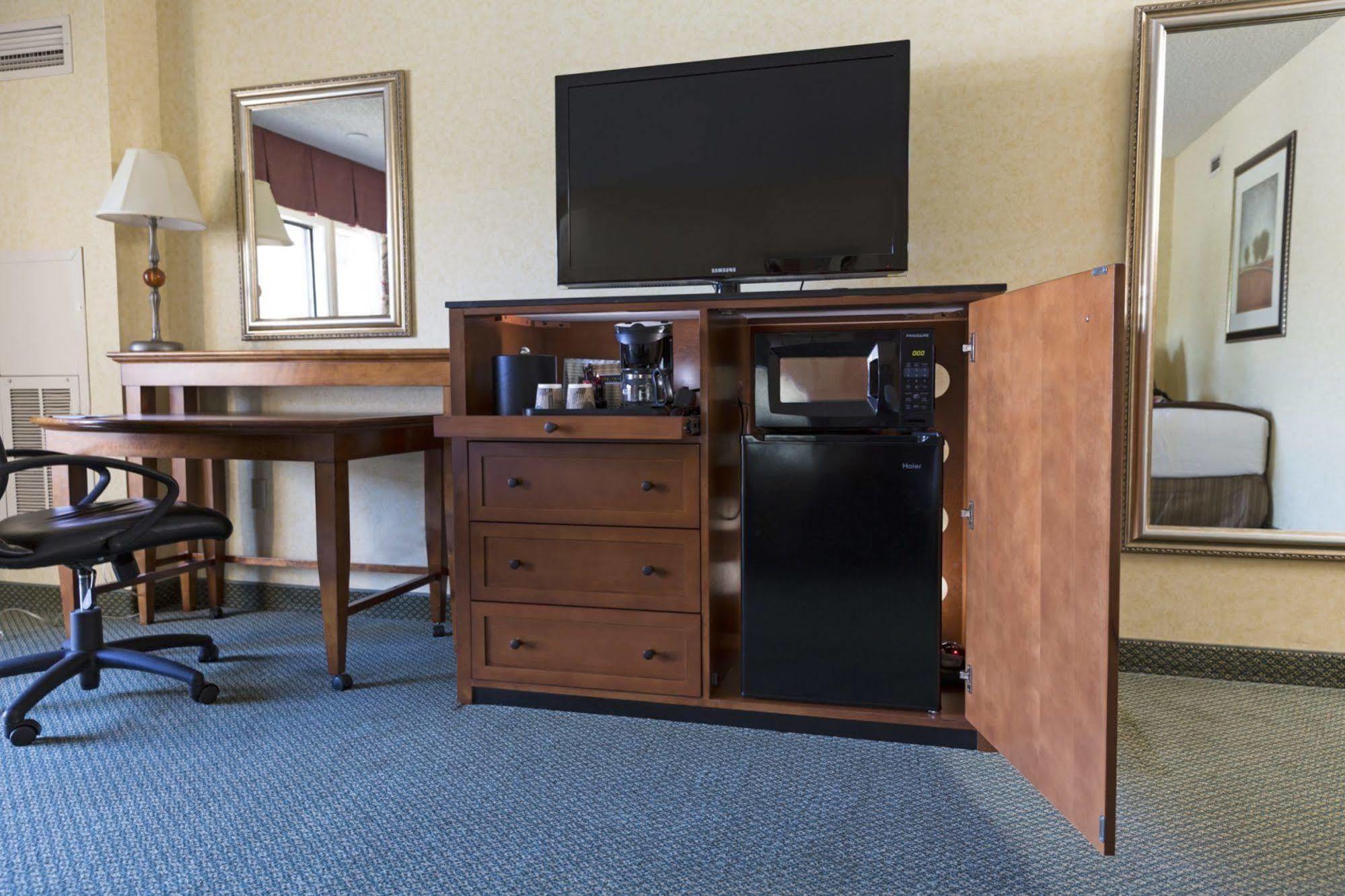 Red Lion Hotel Kennewick Columbia Center Екстериор снимка