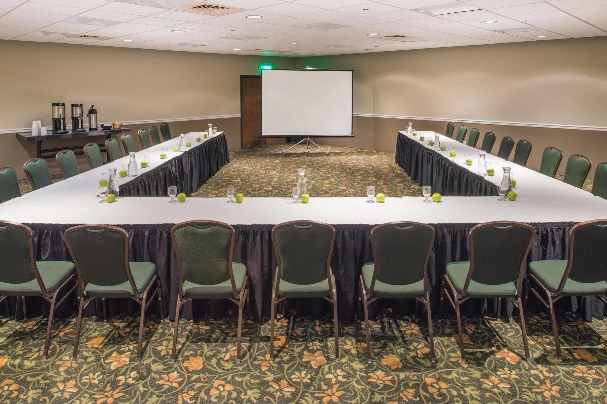 Red Lion Hotel Kennewick Columbia Center Екстериор снимка