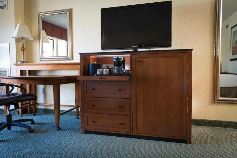 Red Lion Hotel Kennewick Columbia Center Екстериор снимка