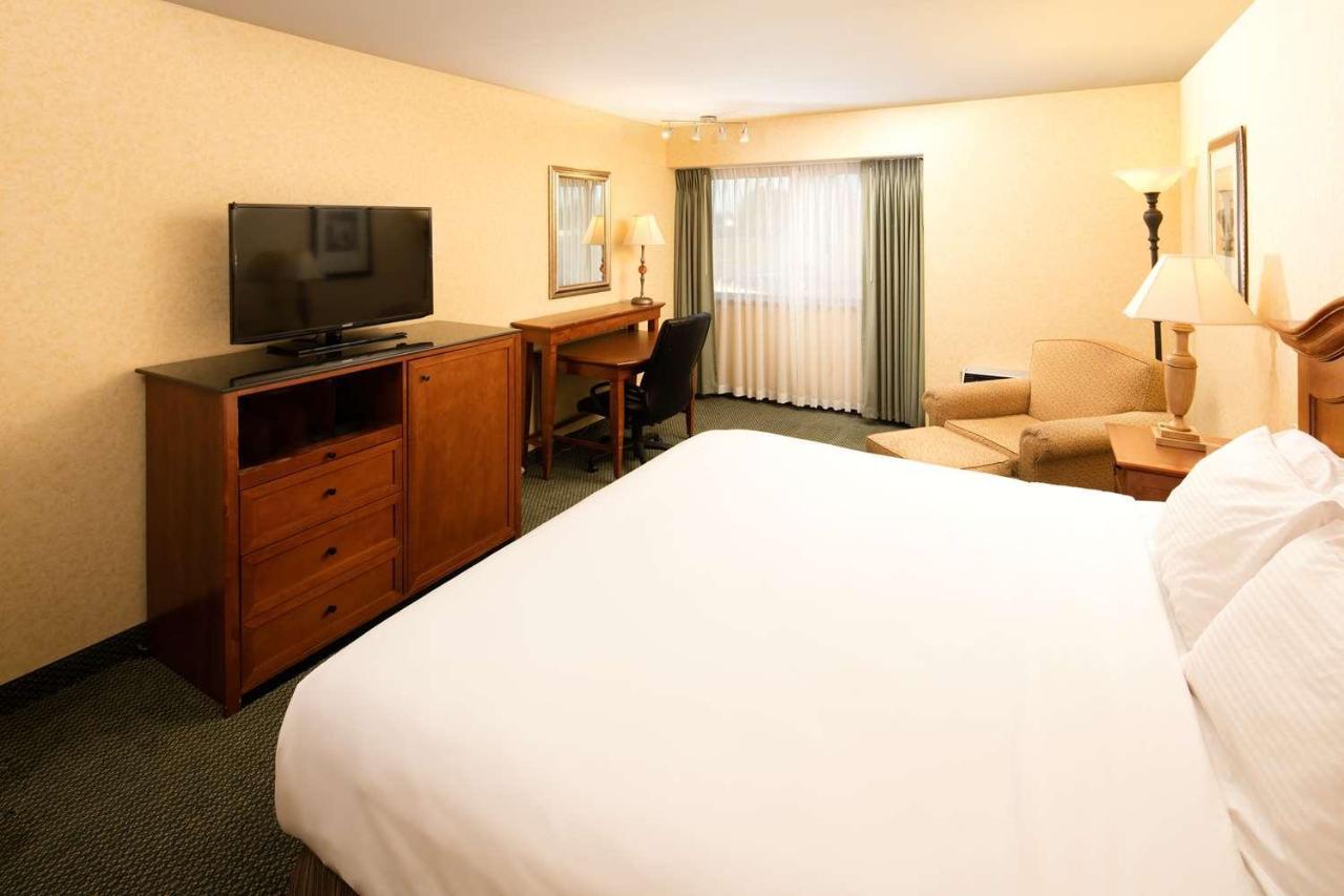 Red Lion Hotel Kennewick Columbia Center Екстериор снимка